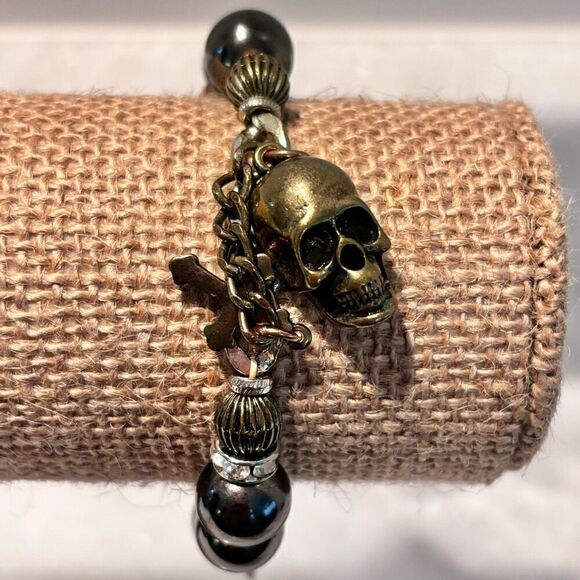 Zara Skull Cross And Spike Charm Stretch Elastic Bracelet Black Gold OS - Picture 1 of 4